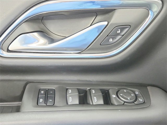 Used 2022 GMC Yukon XL SLT image 33