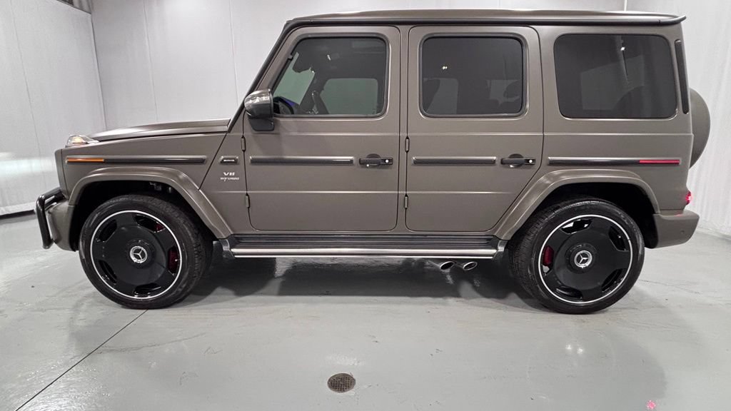 Certified 2024 Mercedes-Benz G 63 AMG 4MATIC image 9