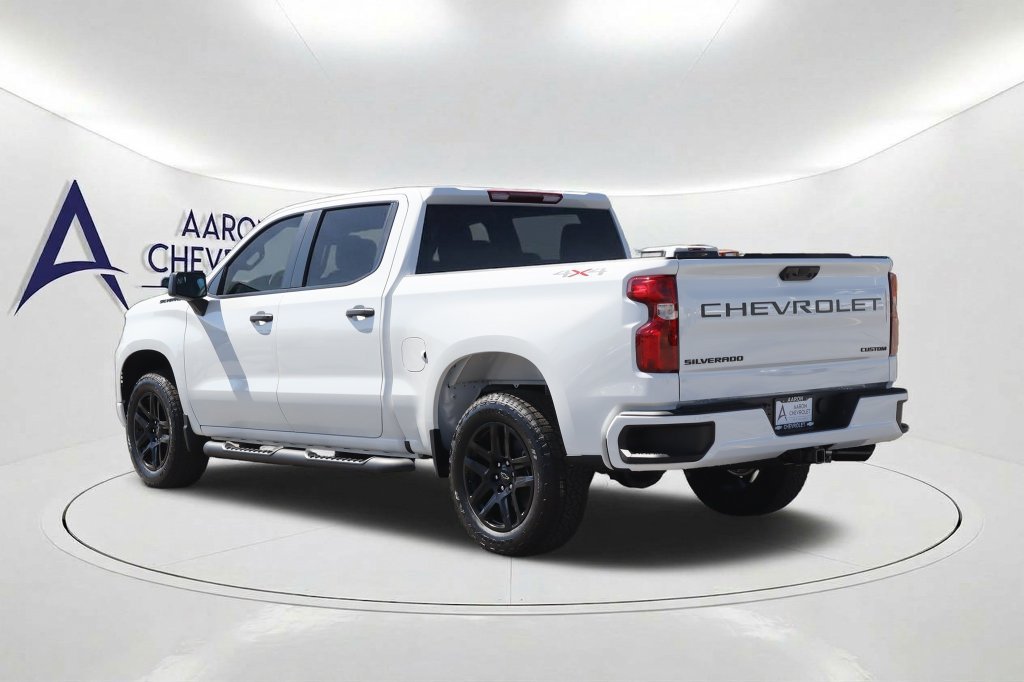 New 2026 Chevrolet Silverado 1500 Custom w/ Turbomax Blackout Package AWD/4WD image 7