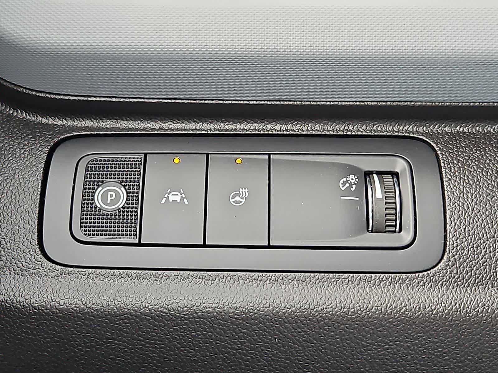 New 2027 Chevrolet Bolt LT w/ Comfort Package FWD image 17