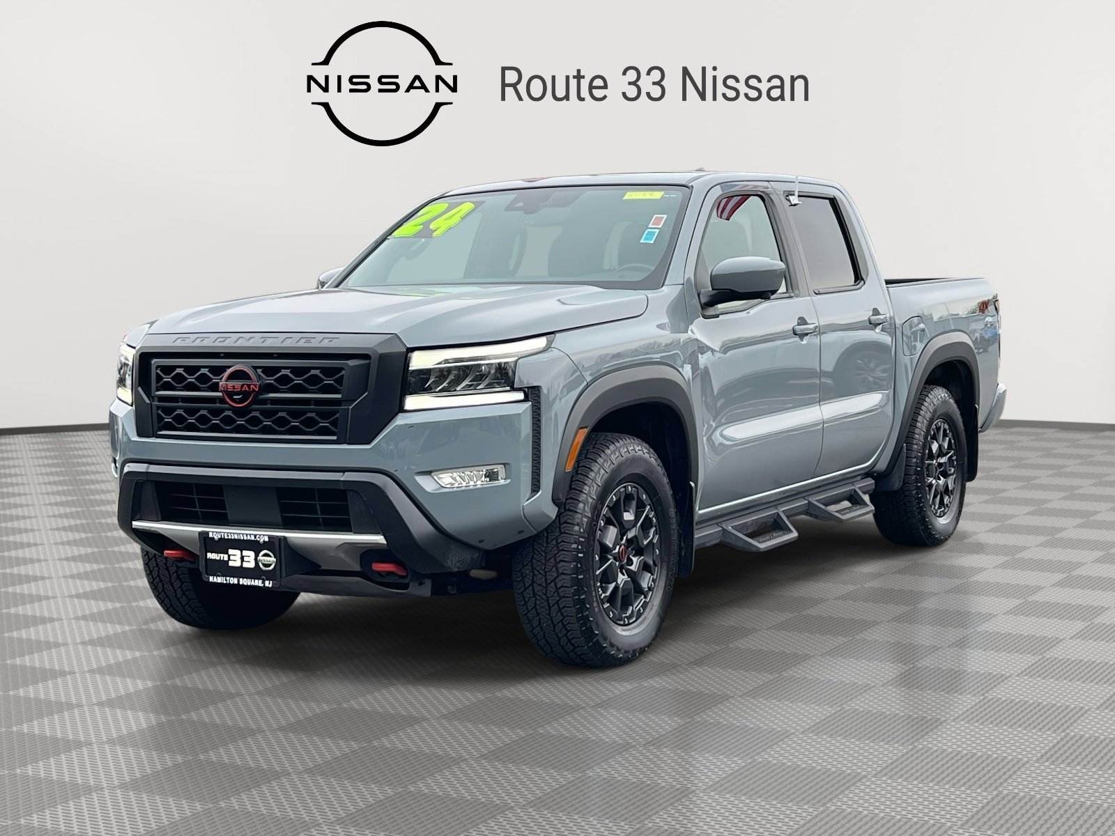 Used 2024 Nissan Frontier PRO-4X w/ Pro Premium Package image 2