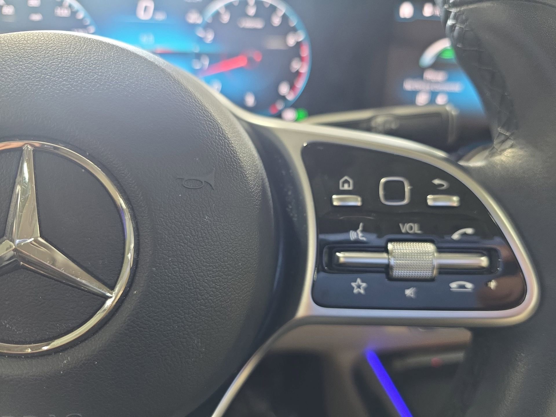 Certified 2023 Mercedes-Benz GLB 250 GLB 250 image 18