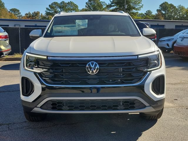 New 2026 Volkswagen Atlas Cross Sport SE FWD image 2