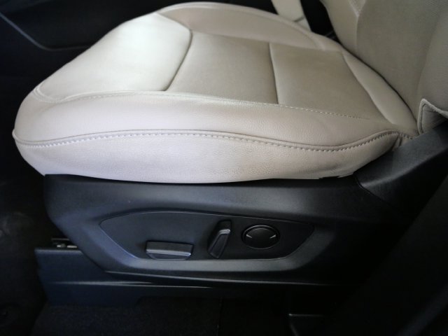 Used 2024 Ford Explorer Limited w/ Equipment Group 301A AWD/4WD image 16