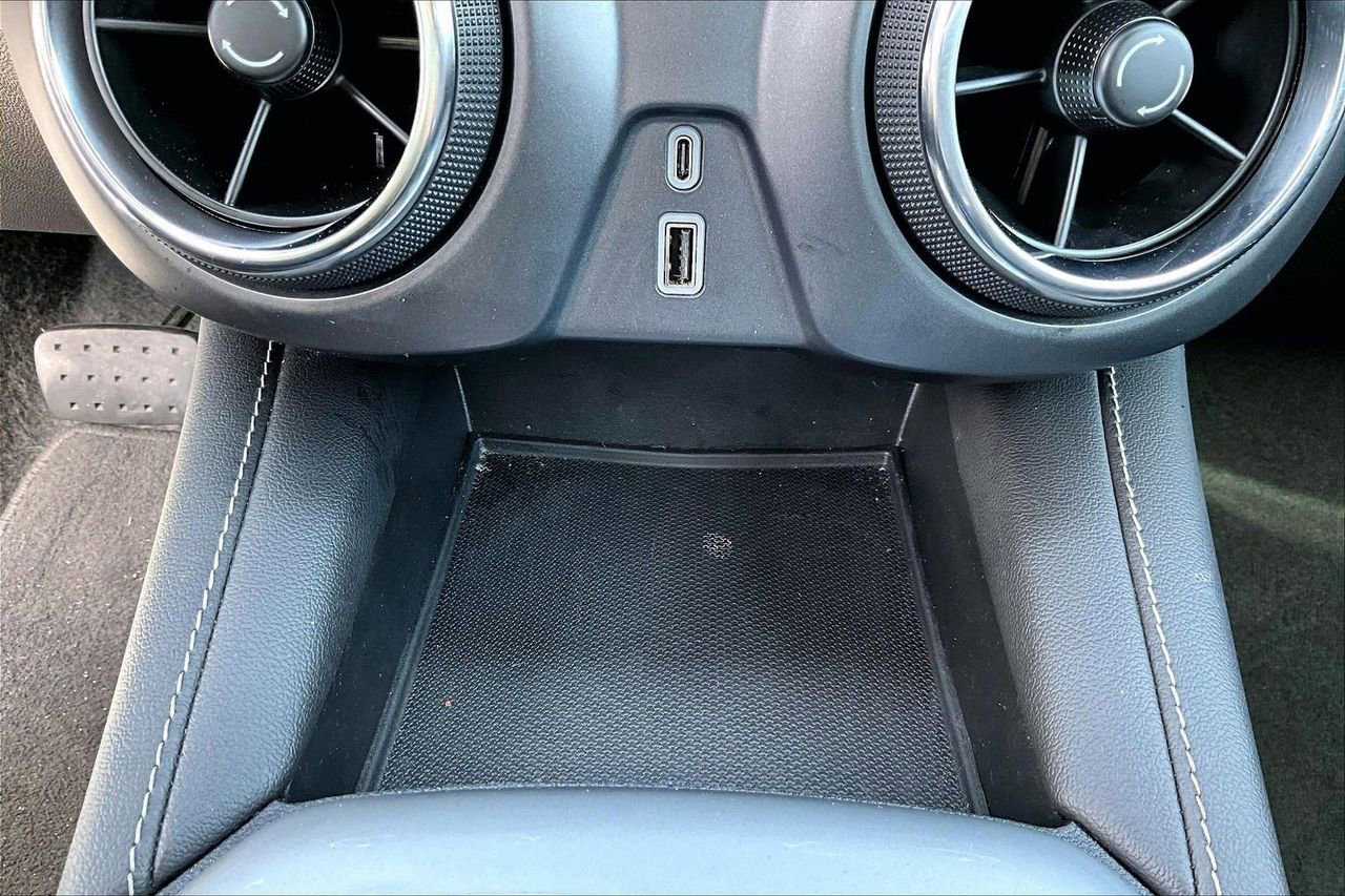 Used 2024 Chevrolet Blazer LT image 16