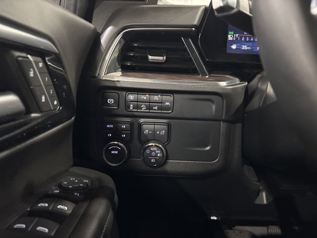 Certified 2025 Chevrolet Tahoe Z71 w/ Comfort Package image 17