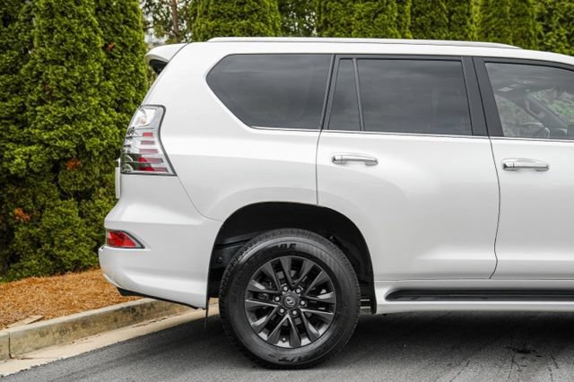 Used 2023 Lexus GX 460 Premium w/ Premium Package AWD/4WD image 13