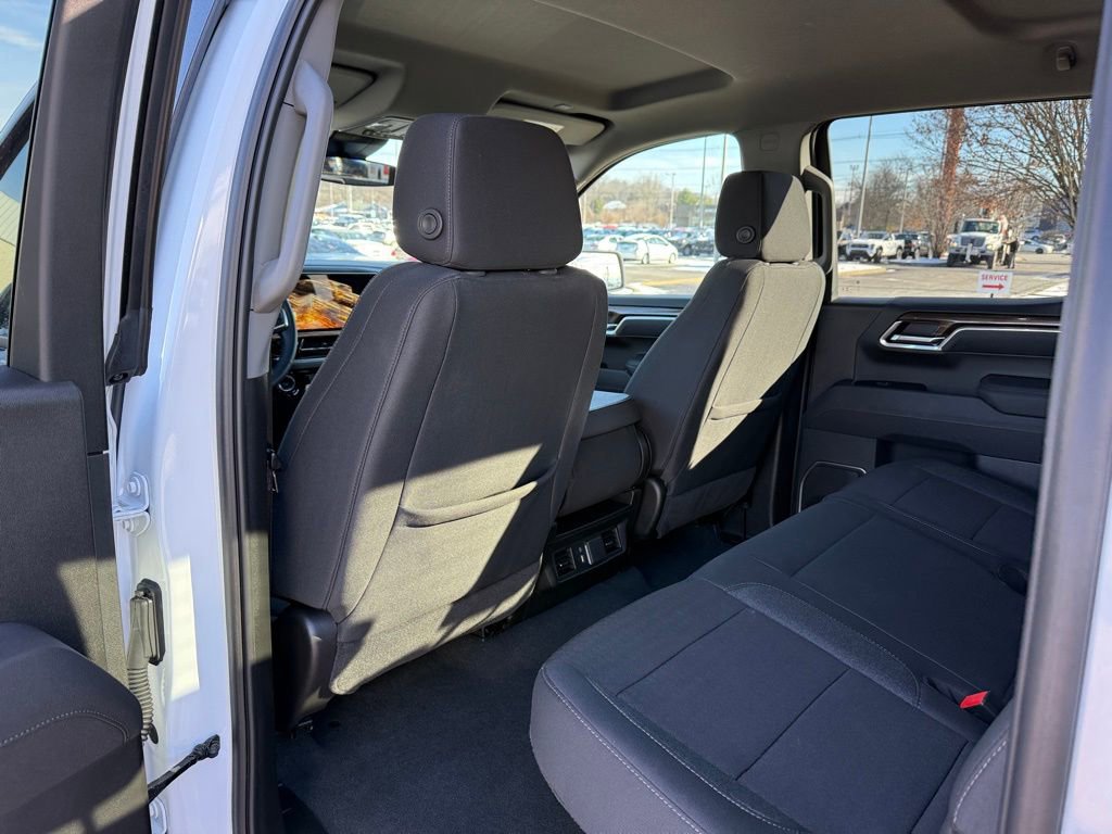 Used 2025 Chevrolet Silverado 1500 LT w/ Protection Package image 16