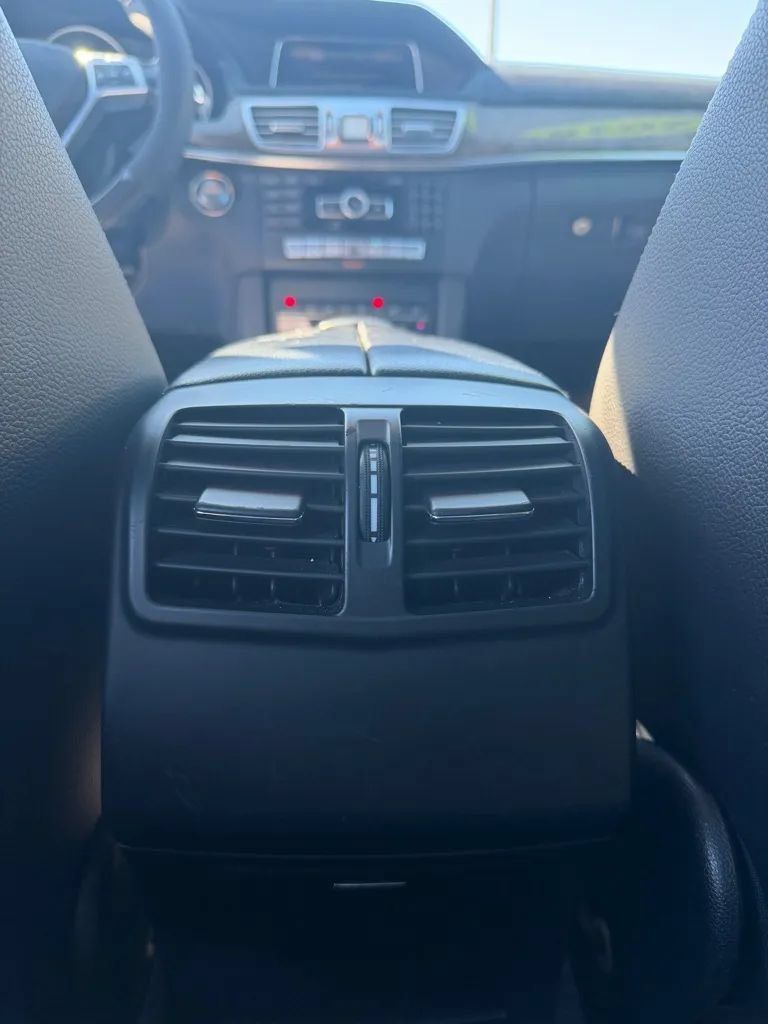Used 2015 Mercedes-Benz E 350 4MATIC Sedan image 23