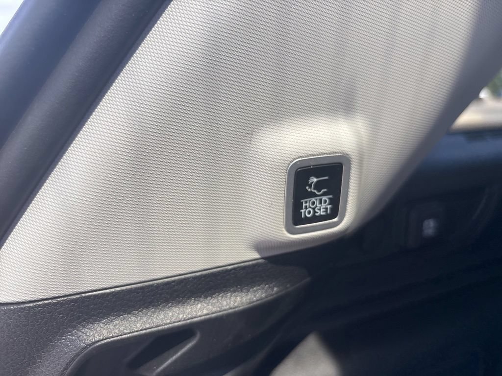 Used 2023 Jeep Grand Cherokee 4WD 4xe image 27