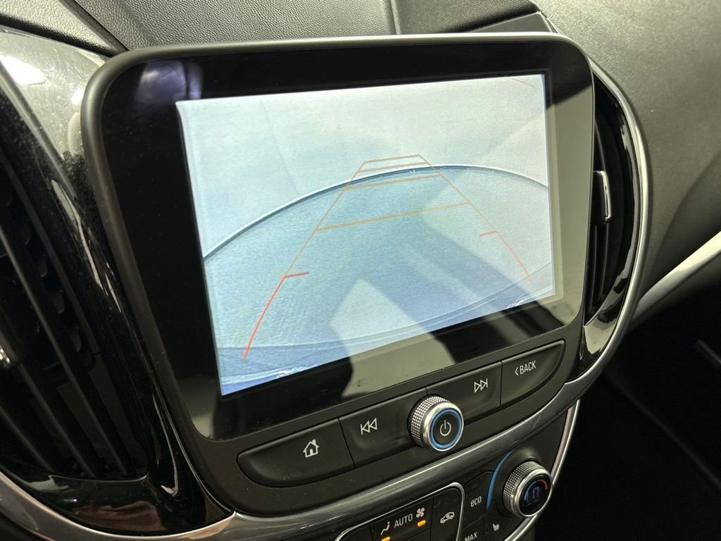 Used 2018 Chevrolet Volt Premier w/ Driver Confidence Package FWD image 39