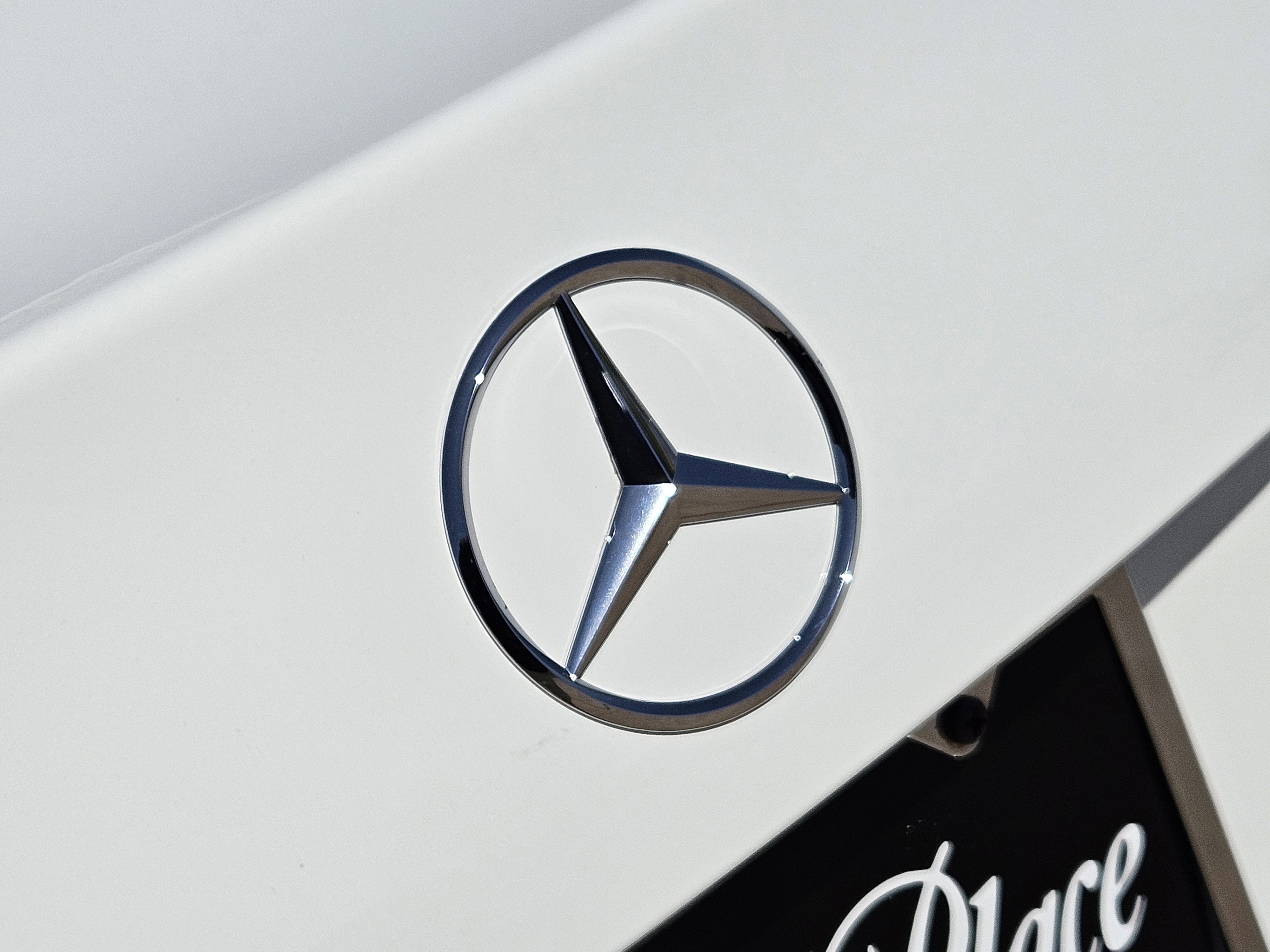 Certified 2026 Mercedes-Benz C 300 4MATIC Sedan image 9