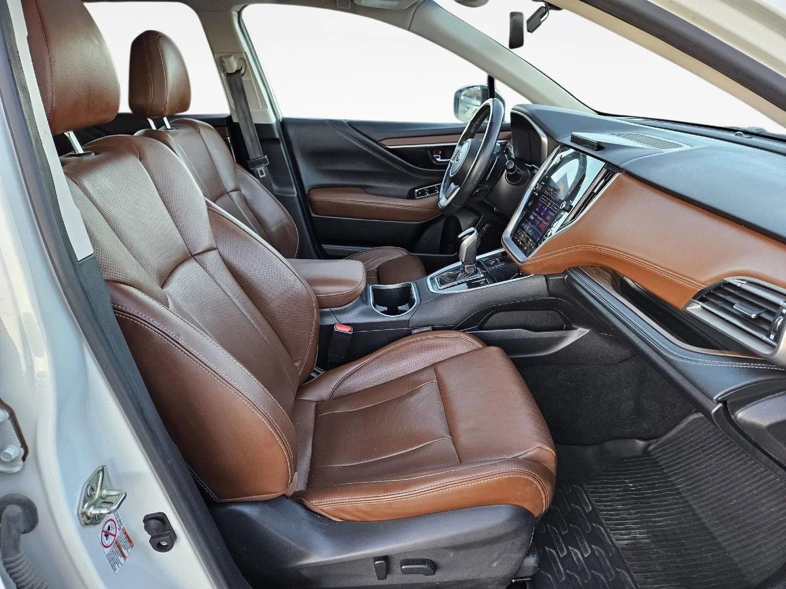 Used 2020 Subaru Outback Touring image 33