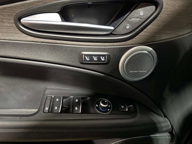Used 2022 Alfa Romeo Stelvio Ti image 20