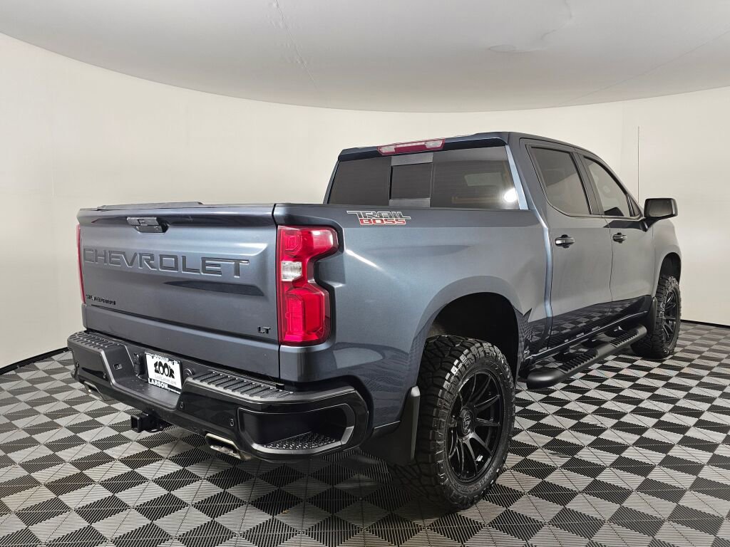 Used 2021 Chevrolet Silverado 1500 LT Trail Boss w/ Convenience Package II AWD/4WD image 3
