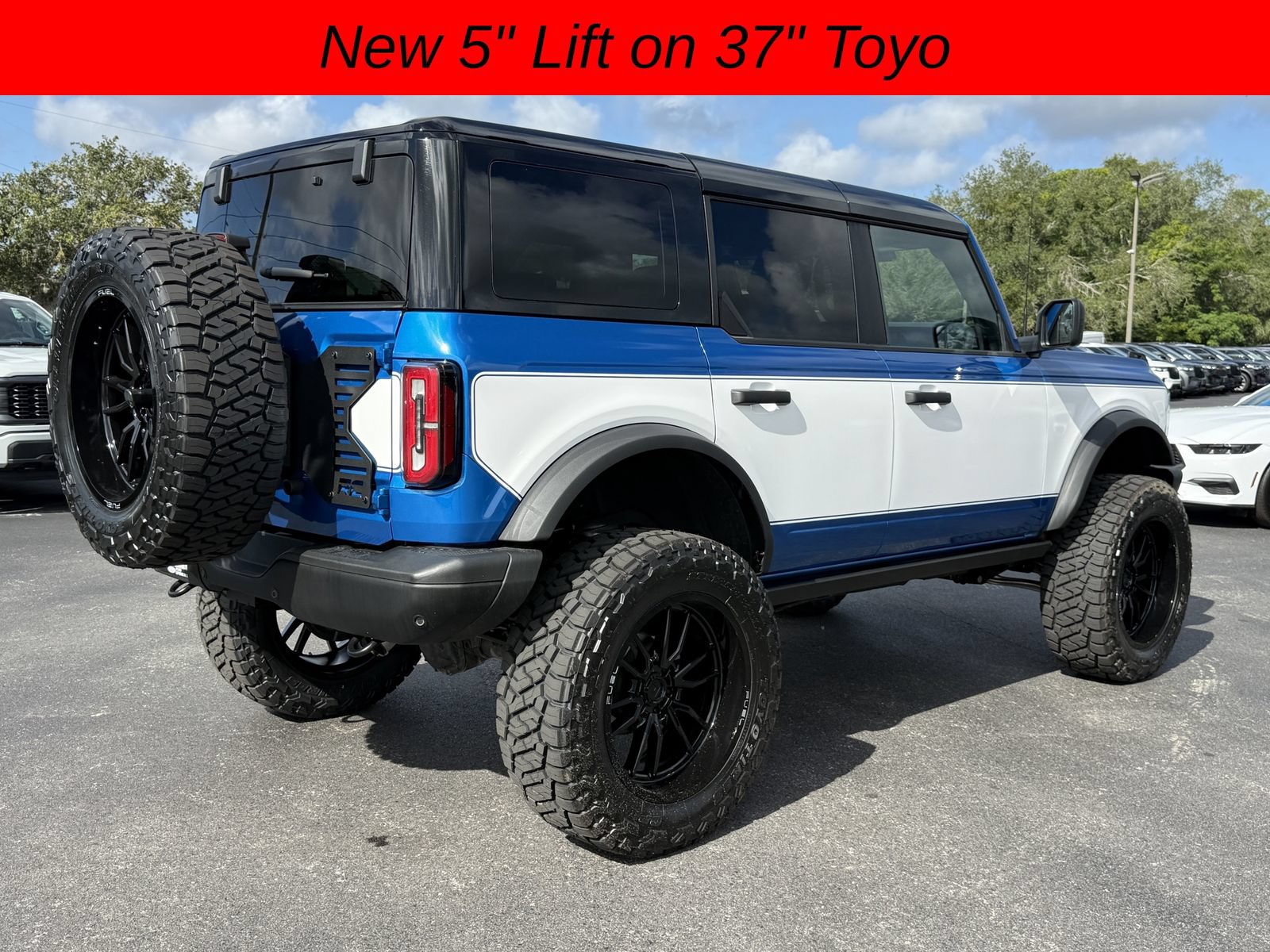 Used 2025 Ford Bronco Badlands AWD/4WD image 5