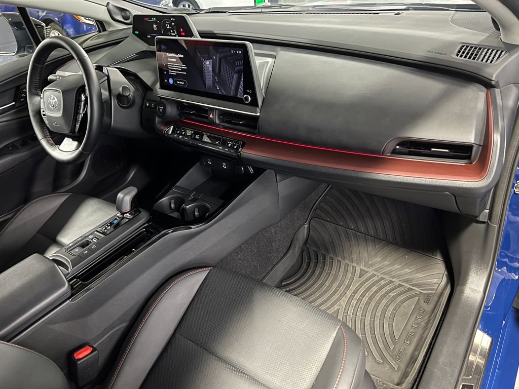 Used 2025 Toyota Prius XSE Premium image 25