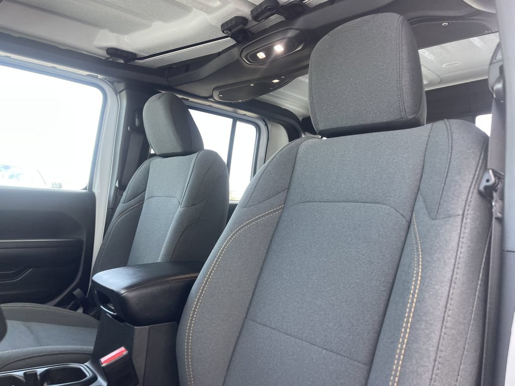 New 2026 Jeep Gladiator Sport AWD/4WD image 10
