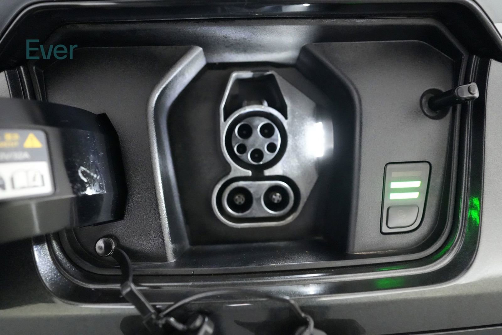 Used 2024 Kia Niro Wave image 10