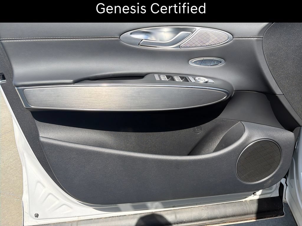Certified 2026 Genesis GV70 2.5T Select AWD/4WD image 10