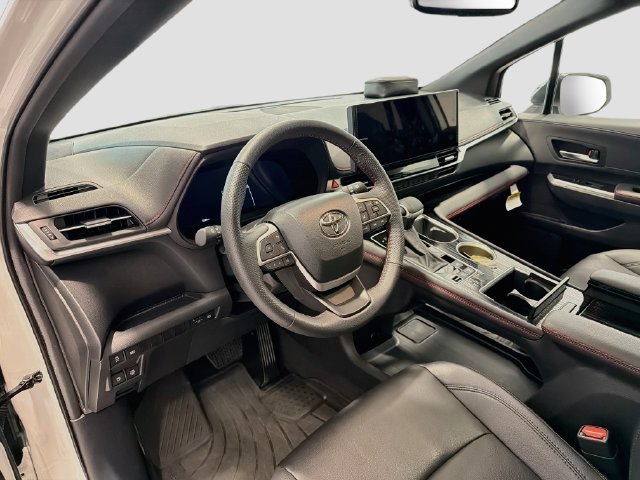 Certified 2025 Toyota Sienna XSE AWD/4WD image 8
