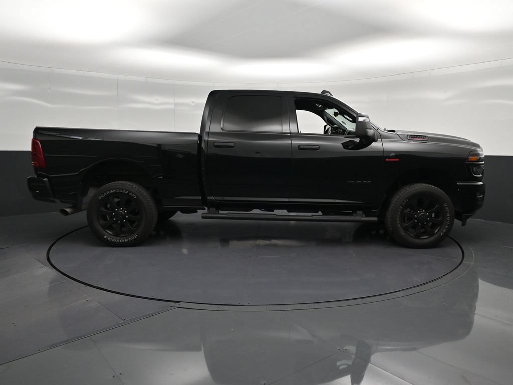 Used 2025 RAM 2500 Big Horn AWD/4WD image 4