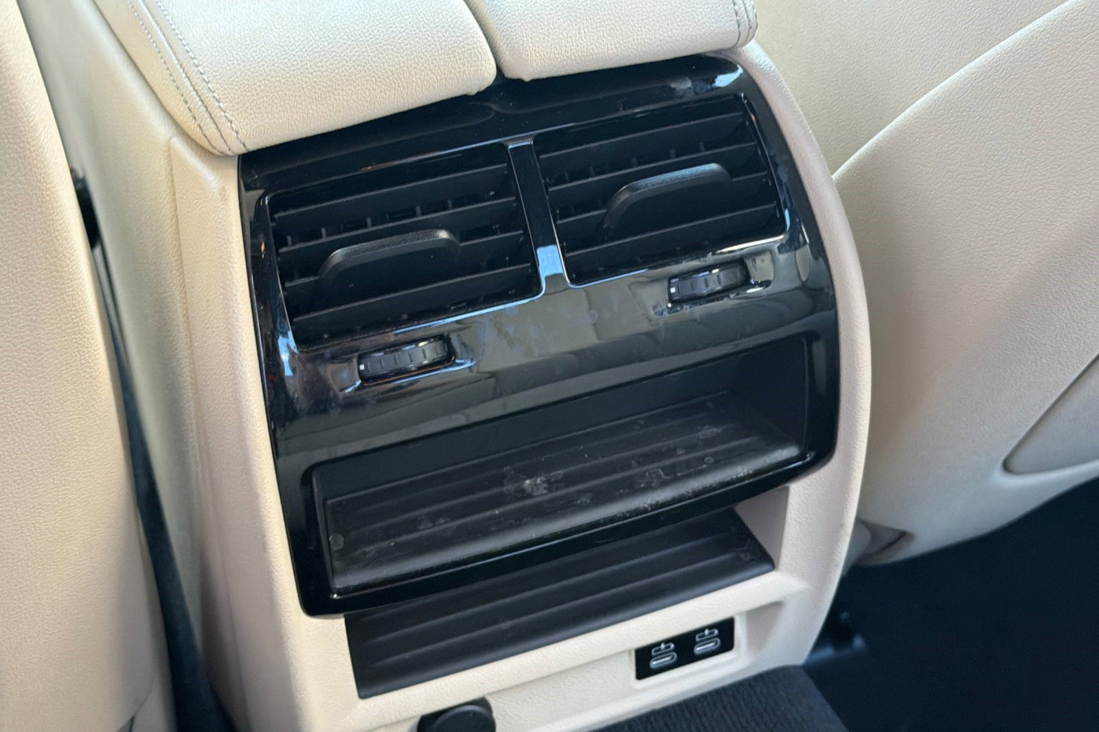 Used 2023 BMW 530i w/ Premium Package image 16