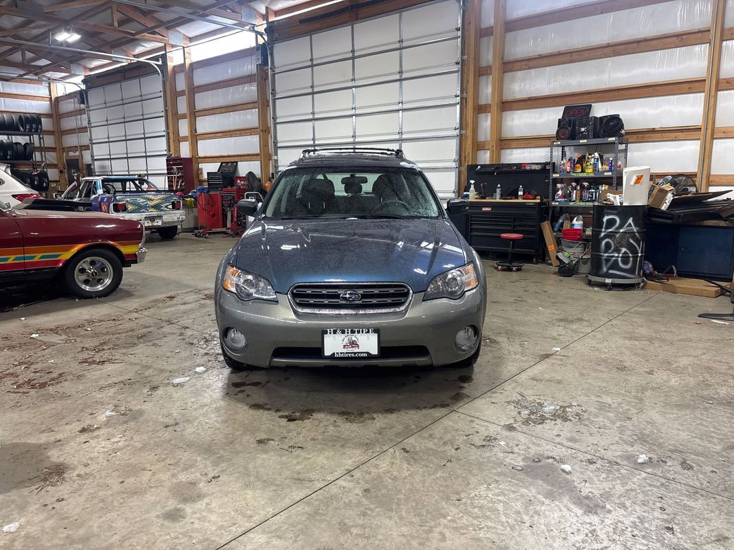 Used 2005 Subaru Outback 2.5i image 5