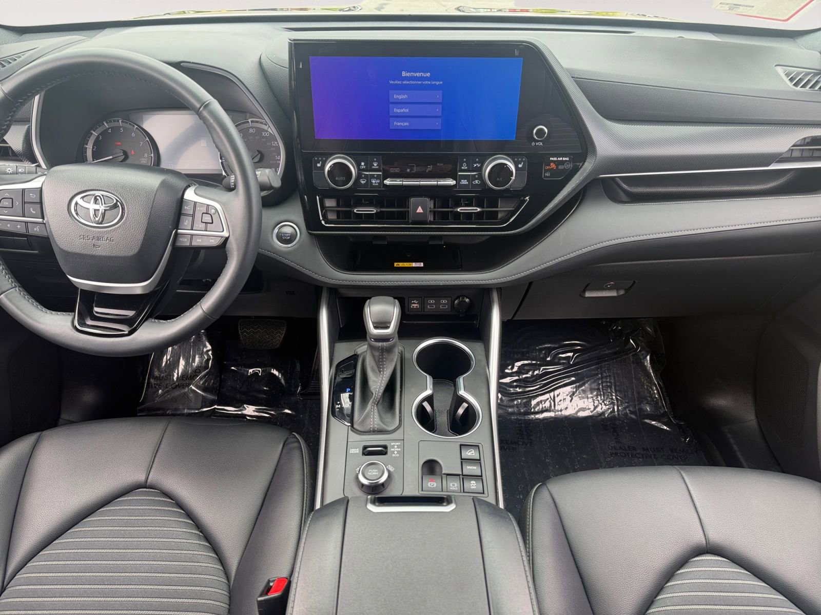 Certified 2024 Toyota Highlander XSE AWD/4WD image 10