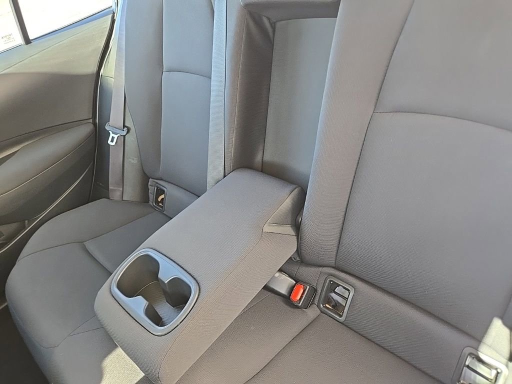 Used 2024 Toyota Corolla LE image 34