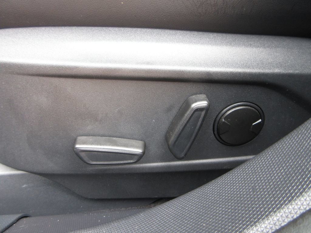 Certified 2023 Ford Mustang Mach-E Select RWD image 13