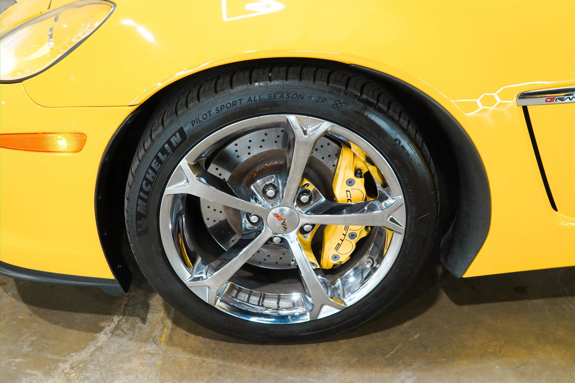 Used 2013 Chevrolet Corvette Grand Sport w/ 3LT Preferred Equipment Group RWD image 50