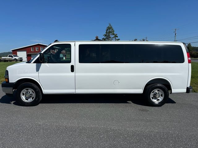 Used 2025 Chevrolet Express 3500 LT w/ LT Preferred Equipment Group RWD image 2