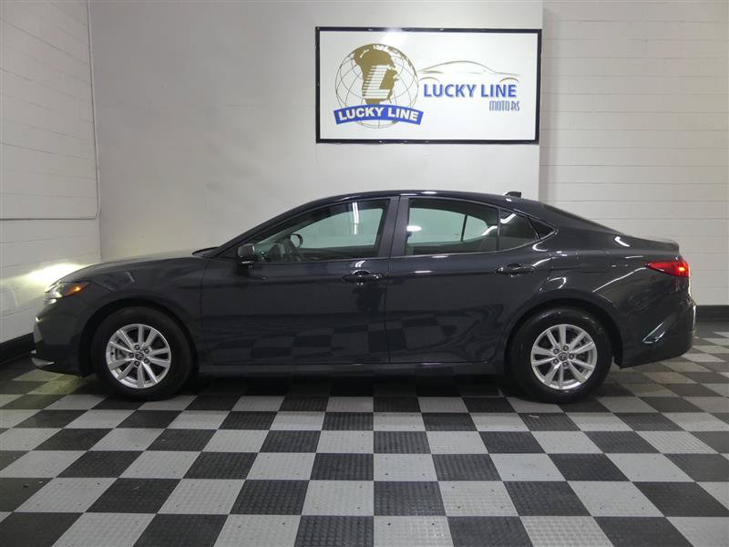 Used 2025 Toyota Camry LE w/ Convenience Package AWD/4WD image 7
