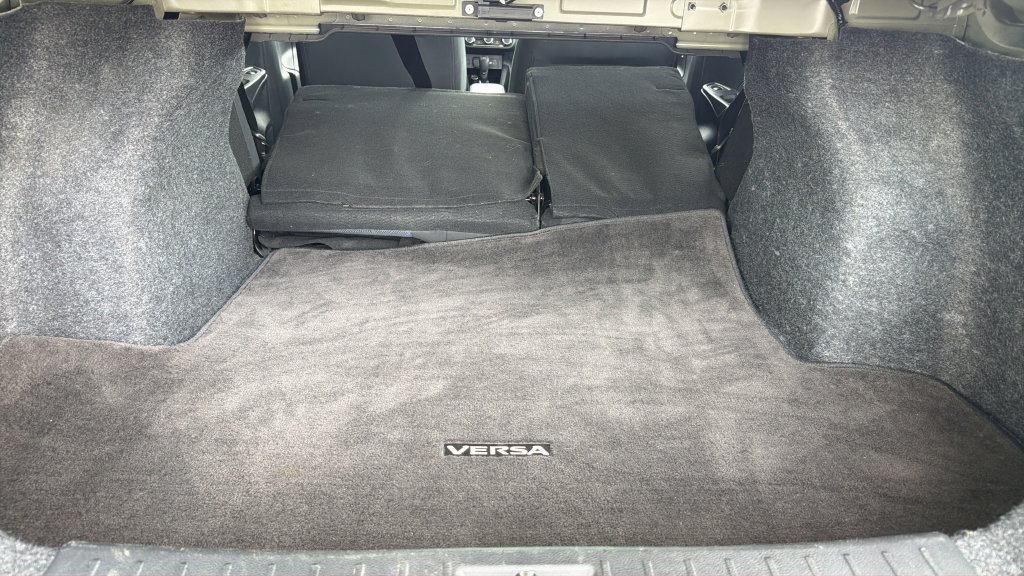 Certified 2024 Nissan Versa SV FWD image 13