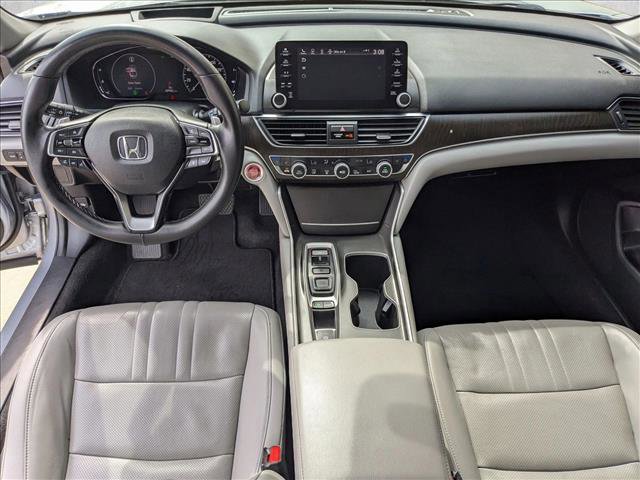 Used 2018 Honda Accord Touring image 17