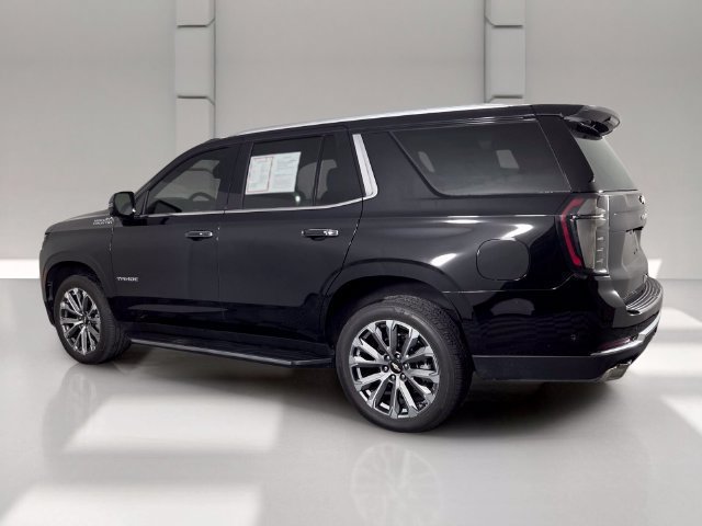 Used 2025 Chevrolet Tahoe High Country RWD image 6