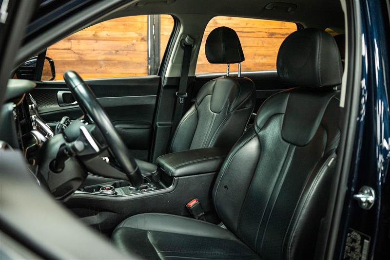 Used 2024 Kia Sorento EX image 10