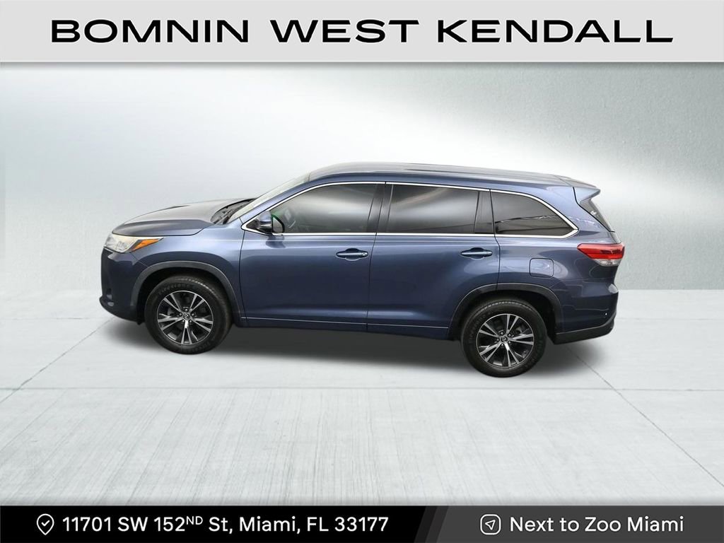 Used 2018 Toyota Highlander LE image 14
