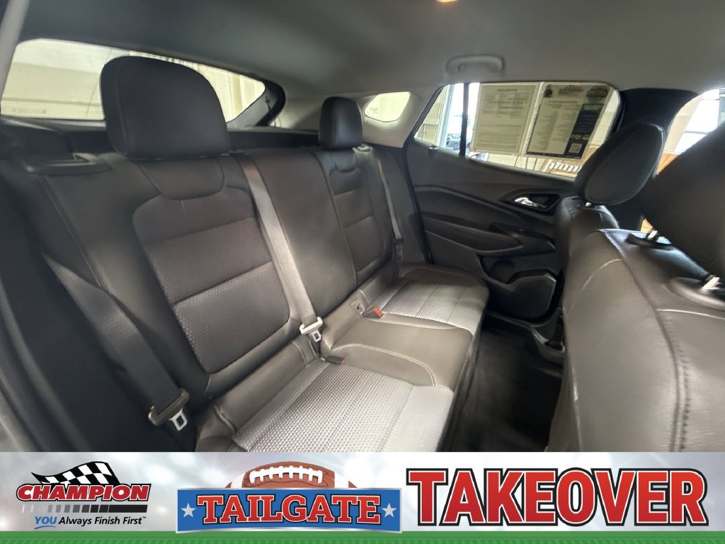 Certified 2024 Chevrolet Trax LT FWD image 35