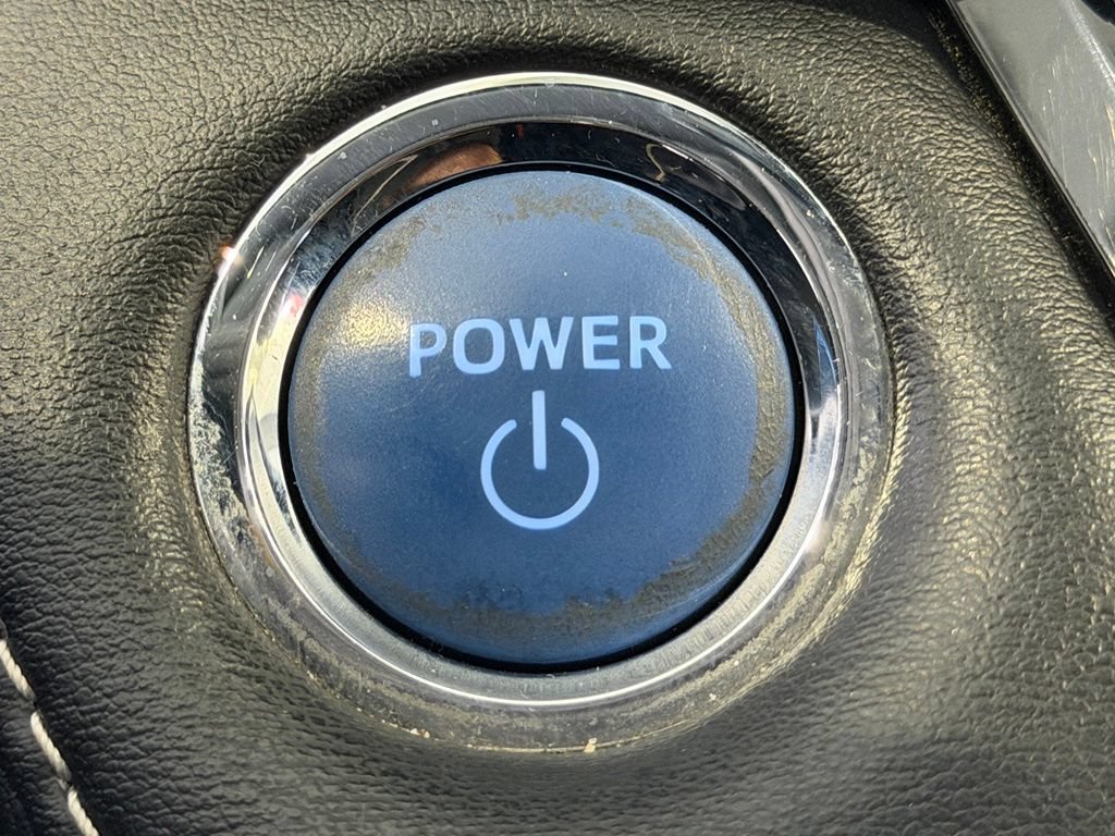 Certified 2018 Toyota RAV4 XLE w/ Convenience Package AWD/4WD image 27