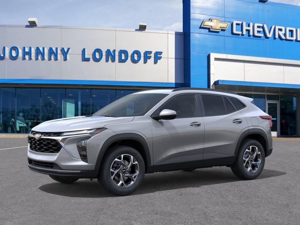 New 2026 Chevrolet Trax LT w/ Sunroof Package FWD image 2