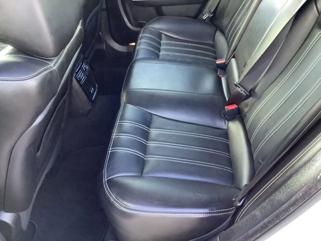Used 2022 Chrysler 300 S RWD image 11