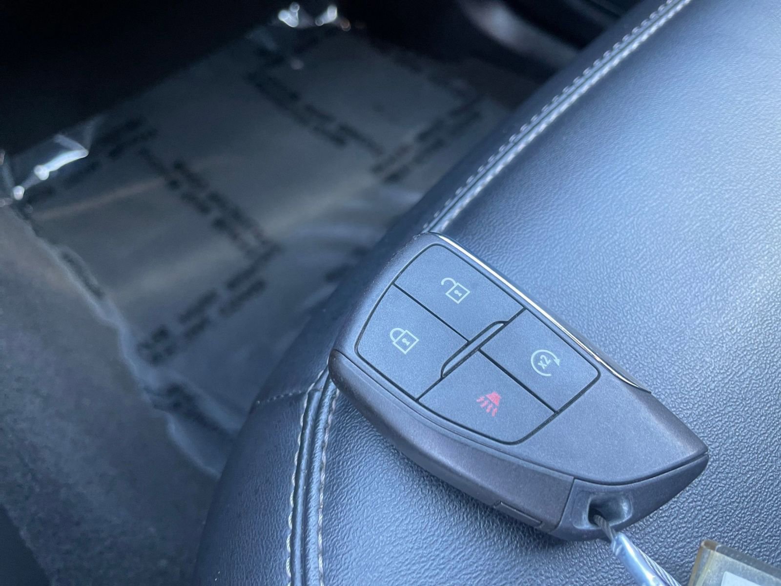 Used 2024 Ford Explorer XLT w/ Equipment Group 202A image 27