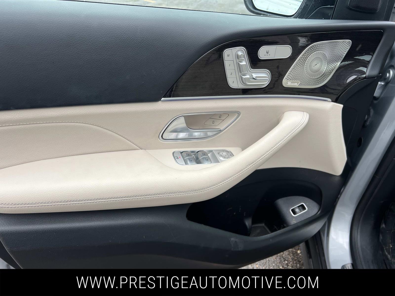 Used 2022 Mercedes-Benz GLE 350 4MATIC image 16