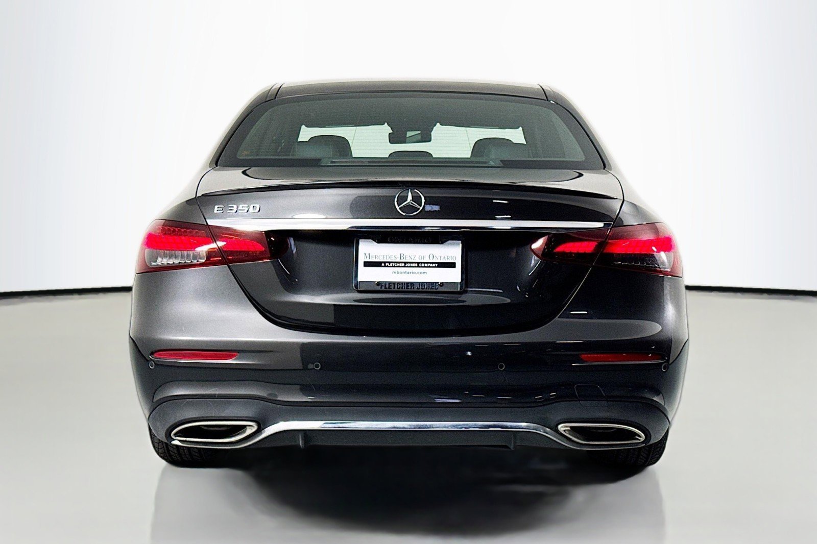 Used 2022 Mercedes-Benz E 350 Sedan image 3