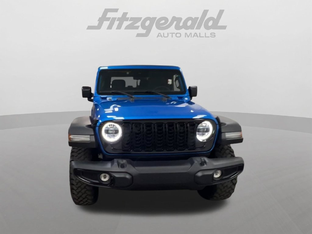 Used 2025 Jeep Wrangler Sport AWD/4WD image 3