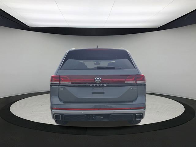 New 2026 Volkswagen Atlas Peak Edition image 6