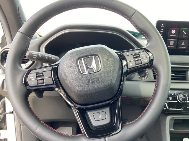 Used 2026 Honda Pilot Black Edition image 35