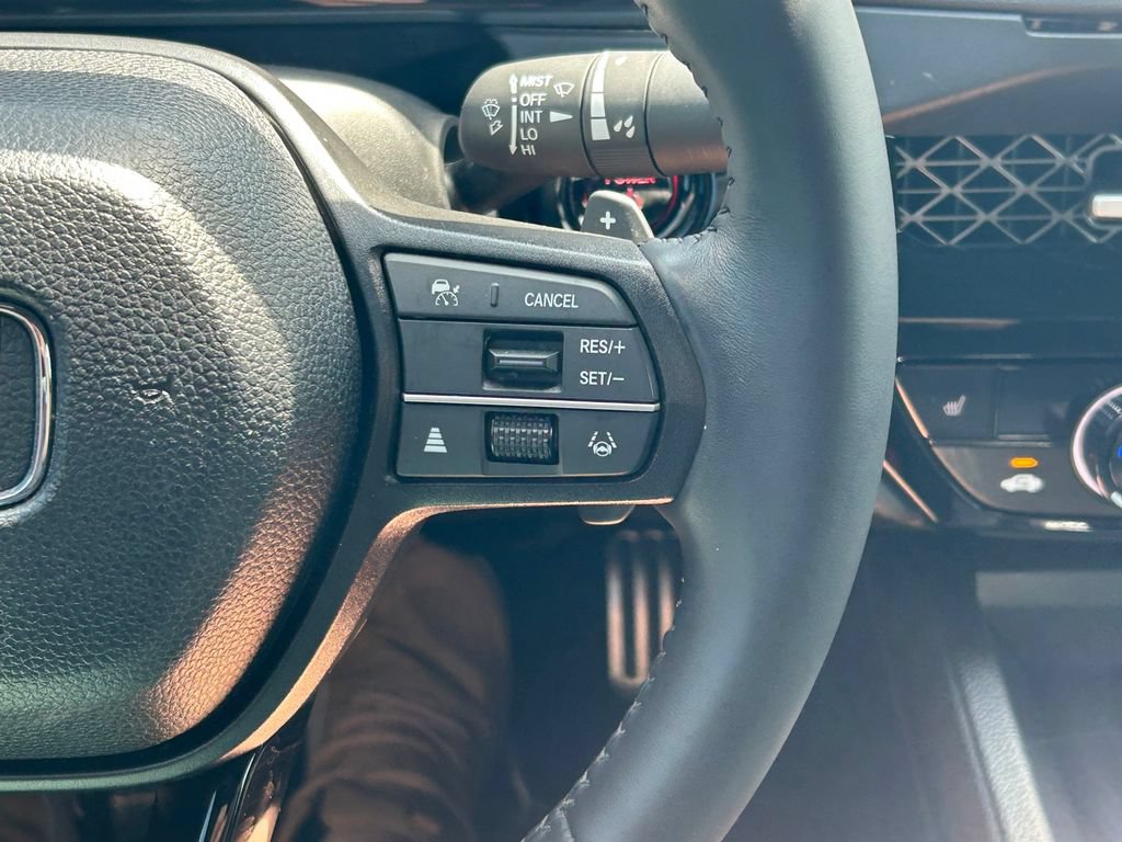 Used 2025 Honda Accord Sport image 36
